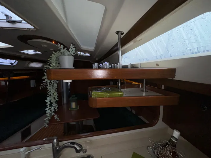 Inishowen Yacht Photos Pics Galley Cloud Rack