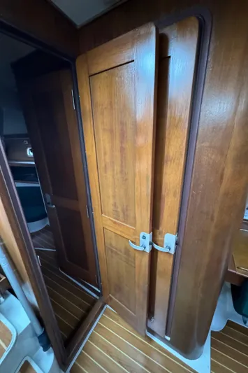 Inishowen Yacht Photos Pics Aft Cabin Door