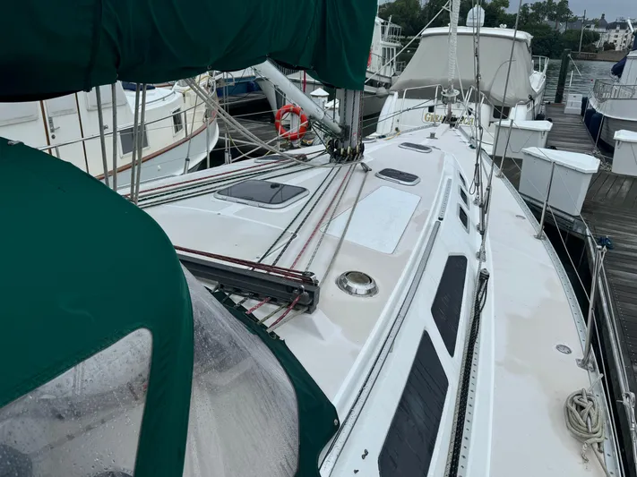 Inishowen Yacht Photos Pics Deck View Forward