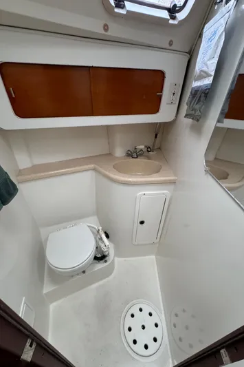 Inishowen Yacht Photos Pics Forward Head