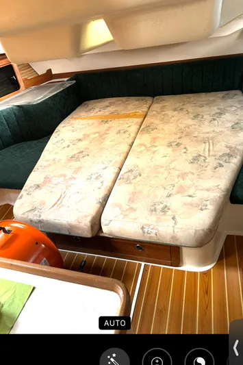 Inishowen Yacht Photos Pics Aft Berth Cushions