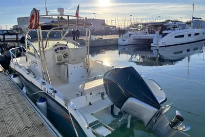 2001 Ultramar Shaft 730 Fish