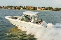 2023 Boston Whaler 240 Vantage