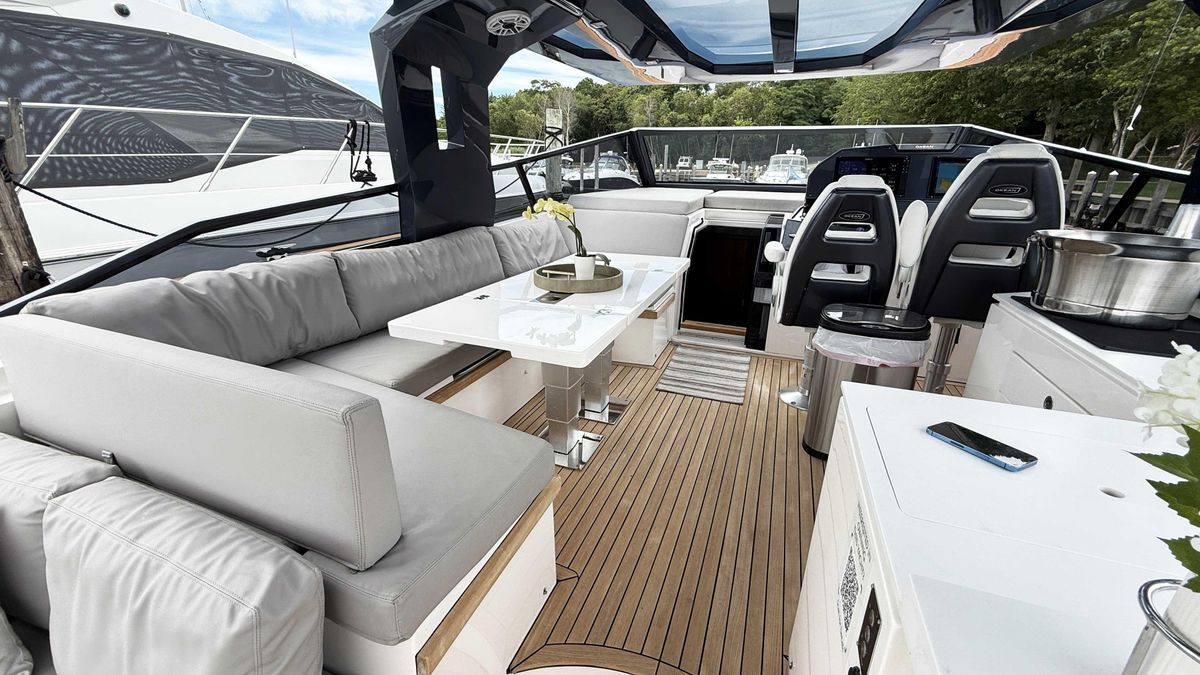 2023 OKEAN 57 