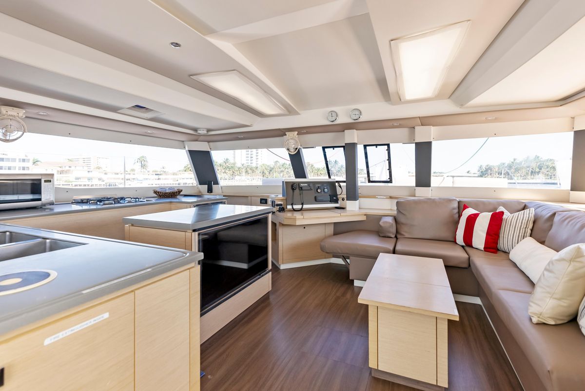 2018 Fountaine Pajot 50 