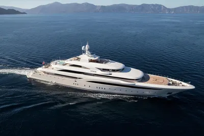 Golden Yachts 85m Motoryacht