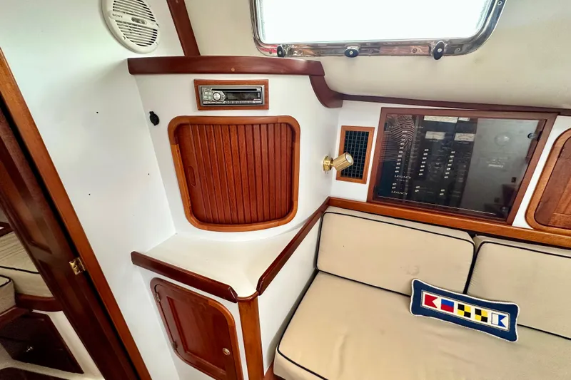 Belle Yacht Photos Pics 