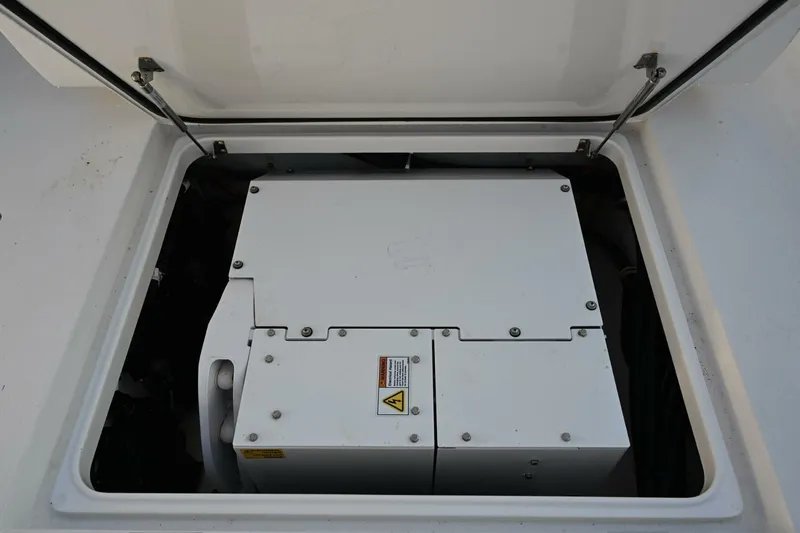 Anuket Yacht Photos Pics 2020 Valhalla Boatworks V-37 - Image 6