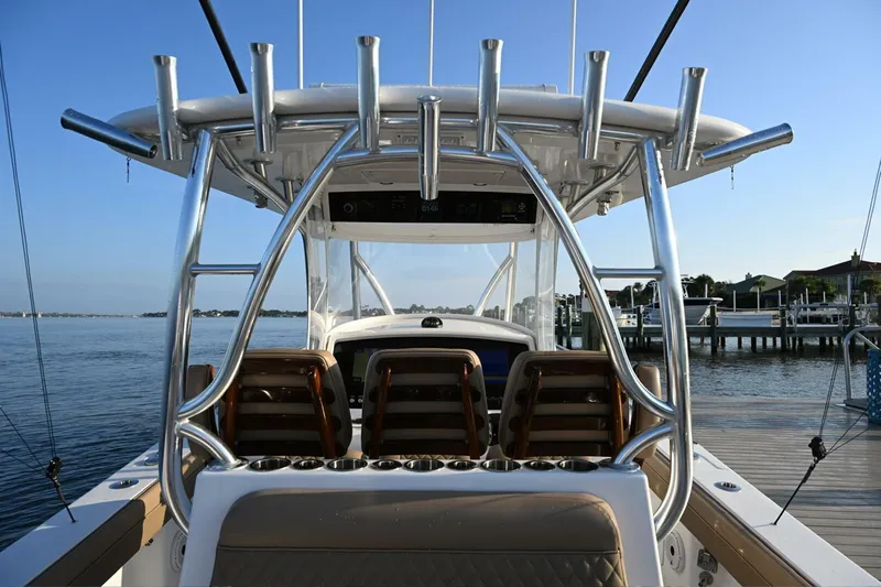 Anuket Yacht Photos Pics 2020 Valhalla Boatworks V-37 - Image 15