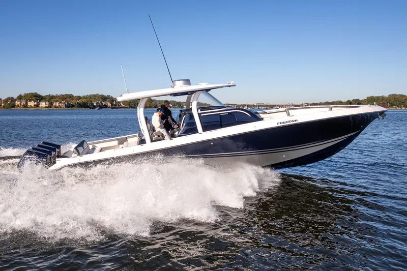 In Too Deep Yacht Photos Pics 