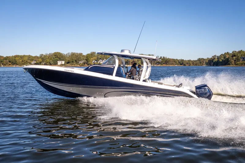 In Too Deep Yacht Photos Pics 