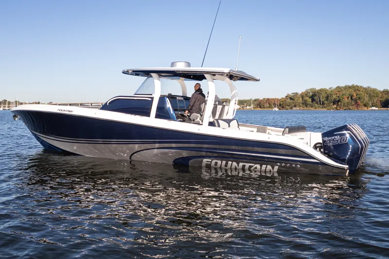 In Too Deep Yacht Photos Pics 