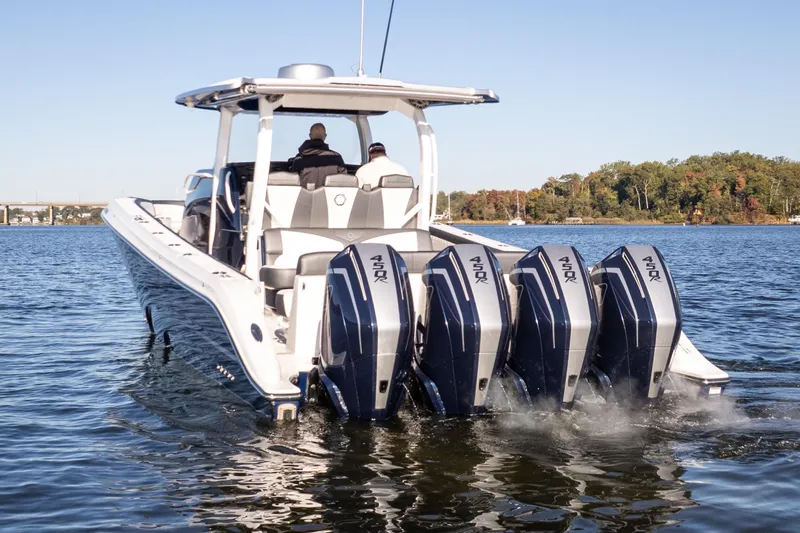 In Too Deep Yacht Photos Pics 