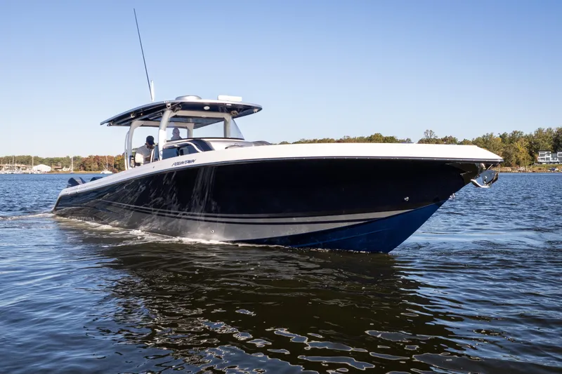 In Too Deep Yacht Photos Pics 