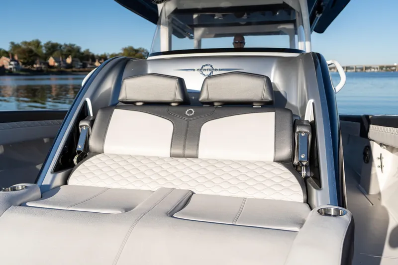 In Too Deep Yacht Photos Pics 