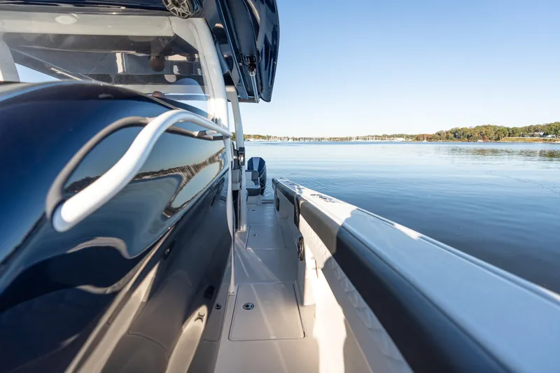 In Too Deep Yacht Photos Pics 