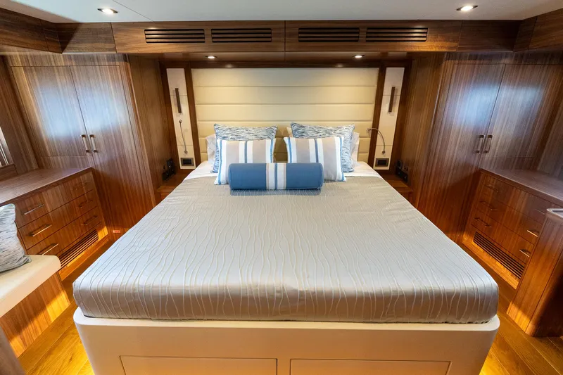New 2024 Sirena 58 Yacht Photos Pics 