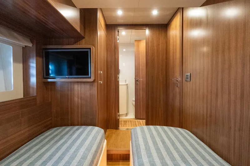 New 2024 Sirena 58 Yacht Photos Pics 