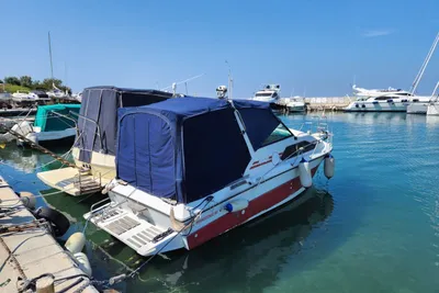 1989 Custom Lambro Mariner V240