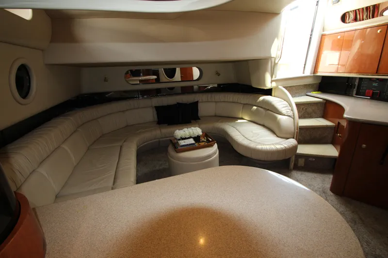  Yacht Photos Pics Luxurious interior of a 1998 Sea Ray 500 Sundancer yacht with plush seating.