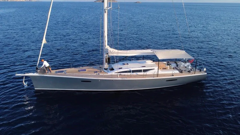 Touché Yacht Photos Pics 2010 Windseeker Raised Pilot Saloon yacht sailing on calm blue waters.