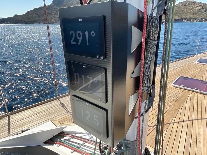 Touché Yacht Photos Pics Digital navigation displays on a 2010 Windseeker Raised Pilot Saloon yacht deck.