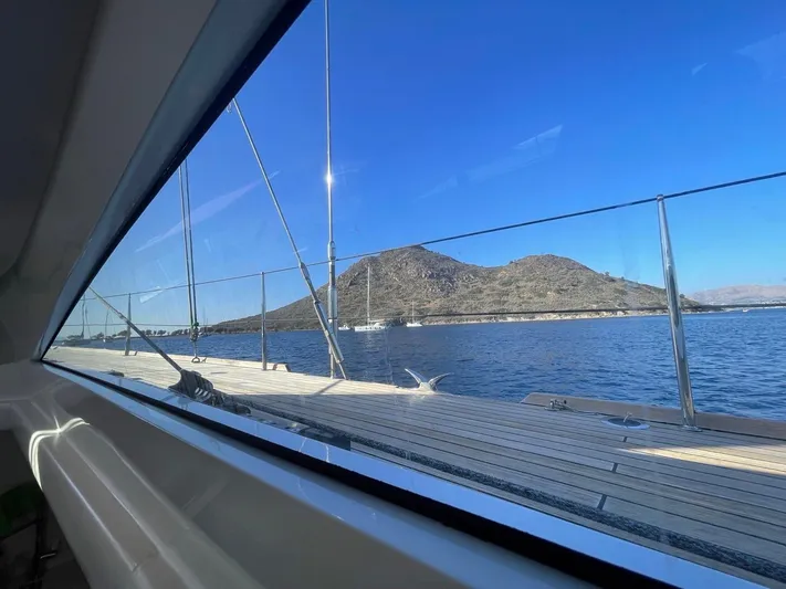 Touché Yacht Photos Pics 