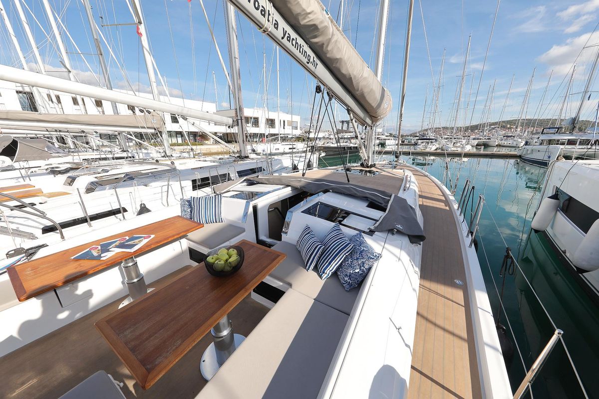 2022 Hanse 47 
