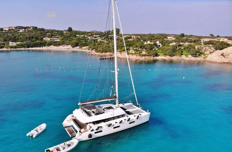  Yacht Photos Pics Lagoon 620