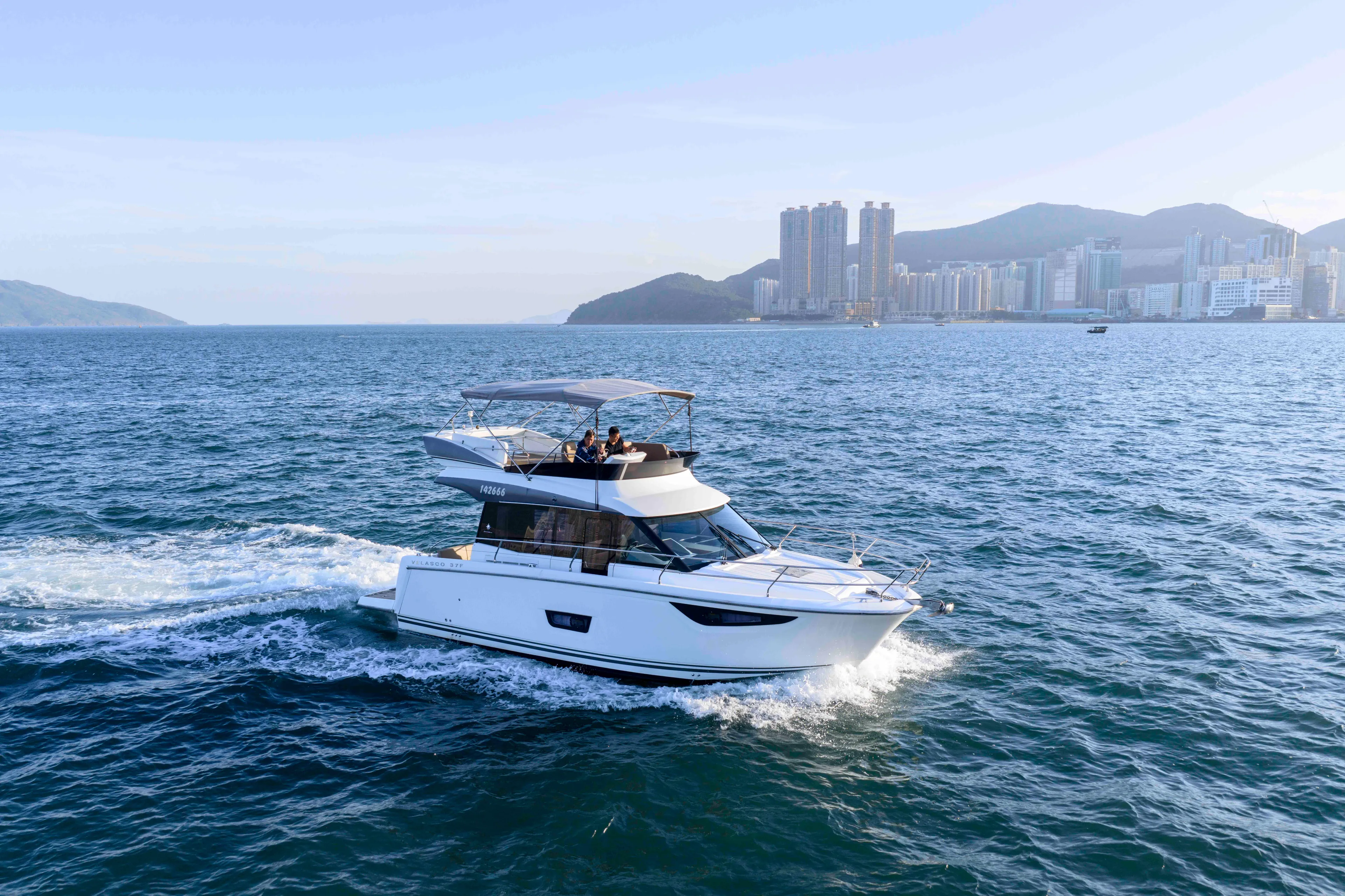 Jeanneau Velasco 37F