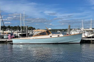 CH Marine Shelter Island Runabout