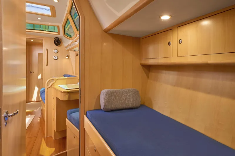 Cinchona Yacht Photos Pics Luxurious interior of 2020 Outbound 52 yacht with cozy cabin and modern design.
