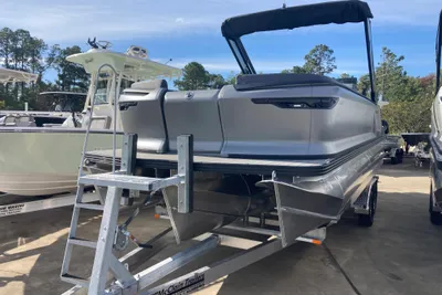 Manitou Explorer 24 switchback 24 MAX Trifold Stealth