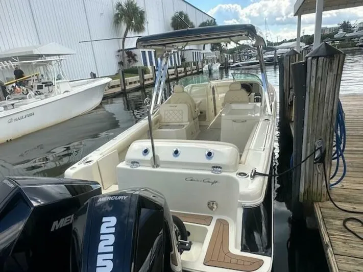  Yacht Photos Pics 2020 Chris-craft Calypso 26 - Image 19