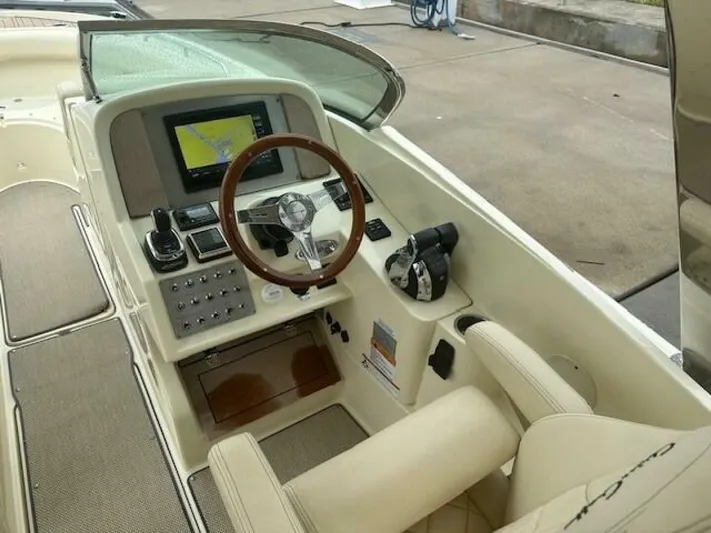  Yacht Photos Pics 2020 Chris-craft Calypso 26 - Image 17