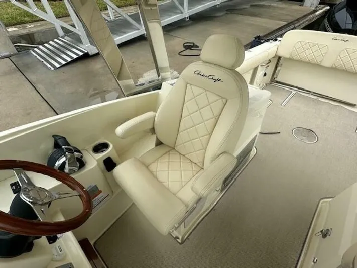  Yacht Photos Pics 2020 Chris-craft Calypso 26 - Image 15