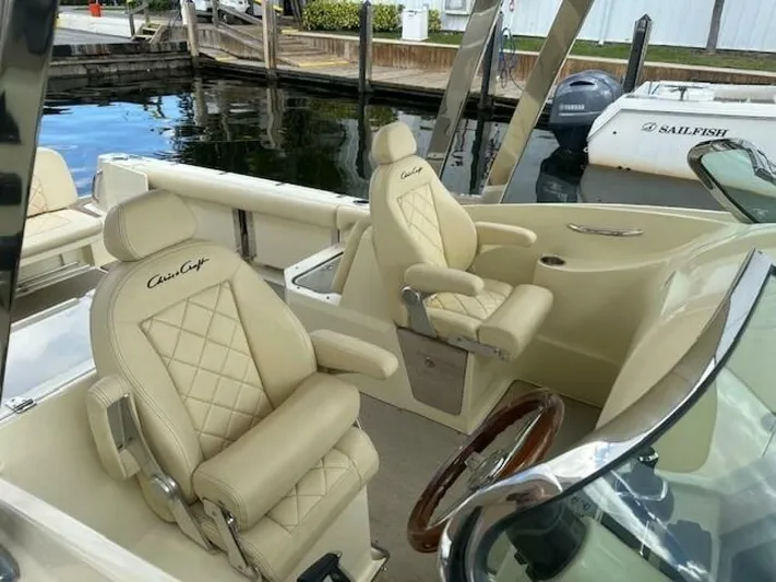  Yacht Photos Pics 2020 Chris-craft Calypso 26 - Image 13