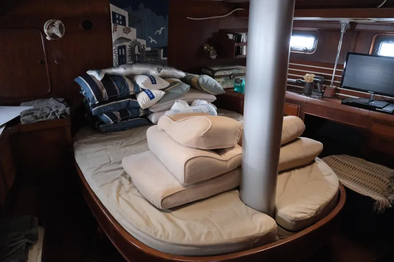 G Maria Yacht Photos Pics 