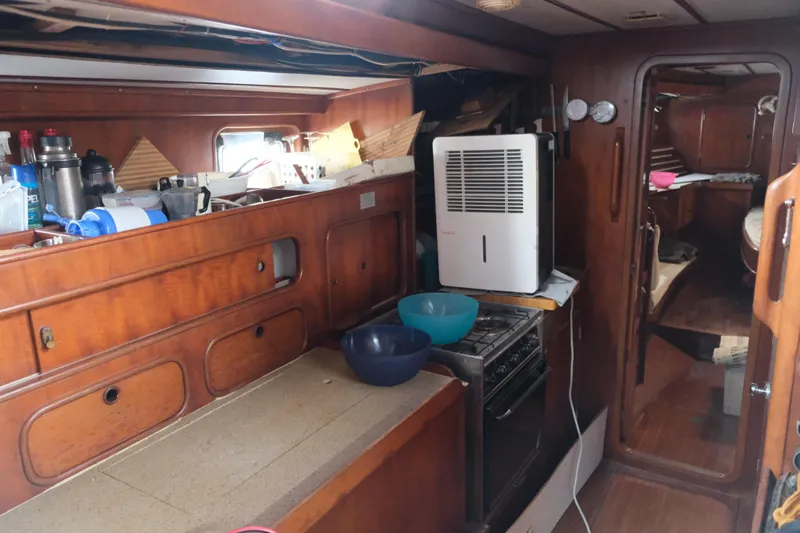 G Maria Yacht Photos Pics 