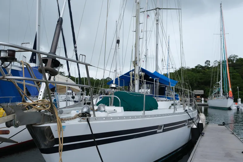 G Maria Yacht Photos Pics 