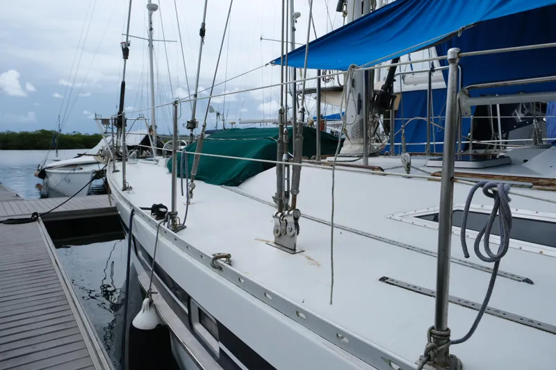 G Maria Yacht Photos Pics 