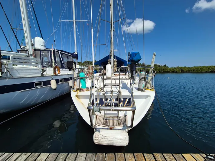 G Maria Yacht Photos Pics 