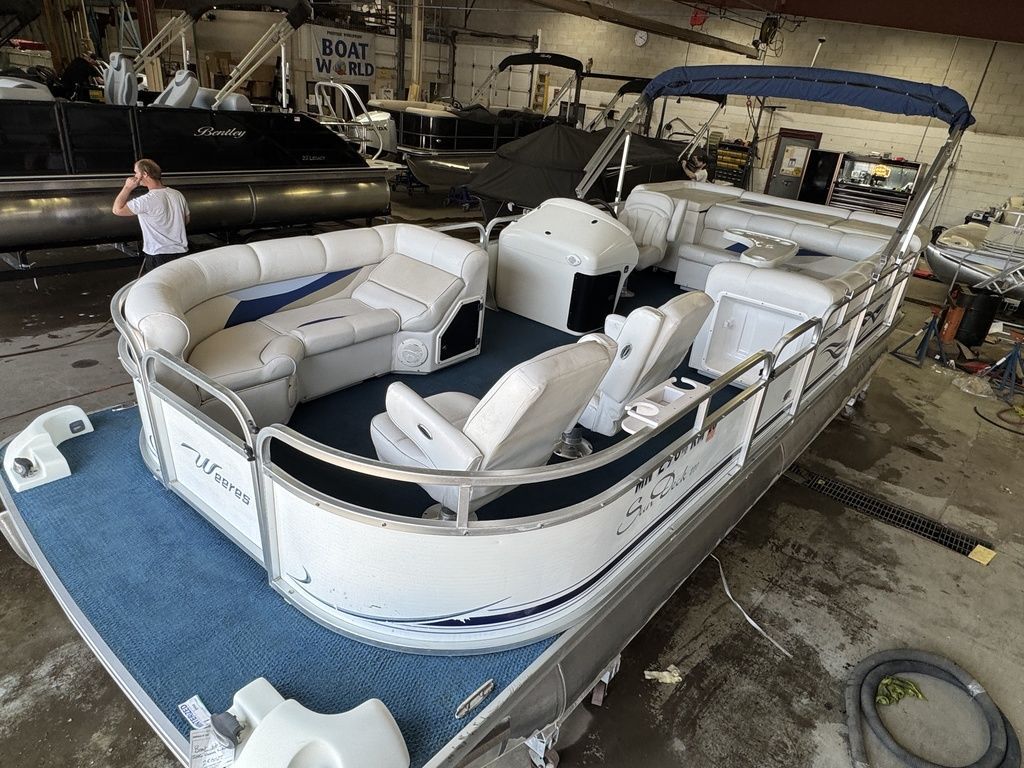 Weeres Sundeck 220 Pontoon