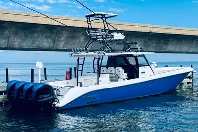 Everglades 435 CC