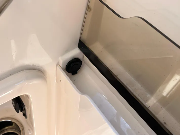  Yacht Photos Pics 2023 Grady-White Freedom 275 boat interior detail, showcasing sleek design and craftsmanship.