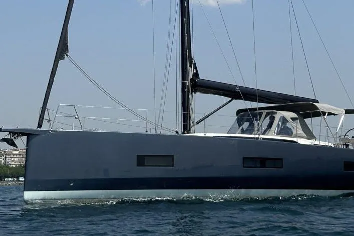 Luna Rossa Yacht Photos Pics 2023 Solaris 50 yacht sailing on calm waters, featuring sleek design and modern amenities.