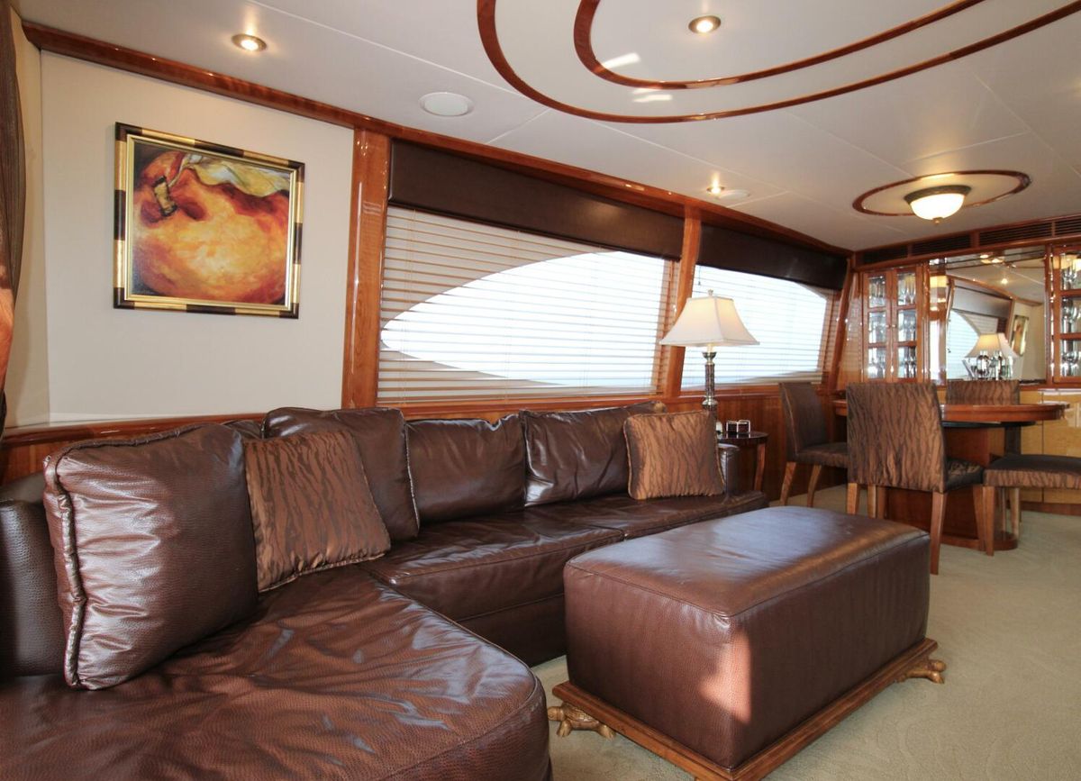 2007 Lazzara 74 