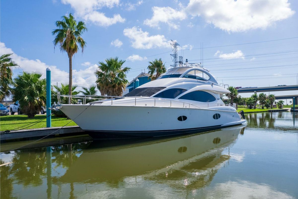 2007 Lazzara 74 
