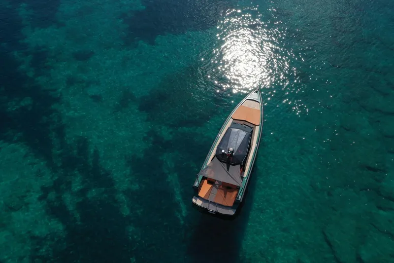 Madme Yacht Photos Pics WP 47 aerial view