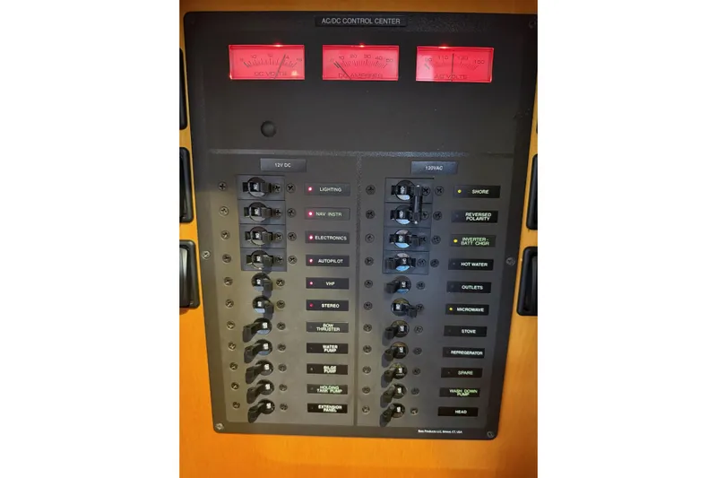 Sea Suite Yacht Photos Pics Hinckley DS 42 2015 electrical control panel with switches and voltage meters.